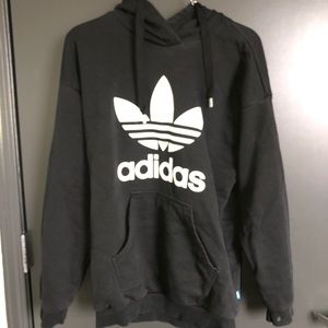 Adidas Sweatshirt